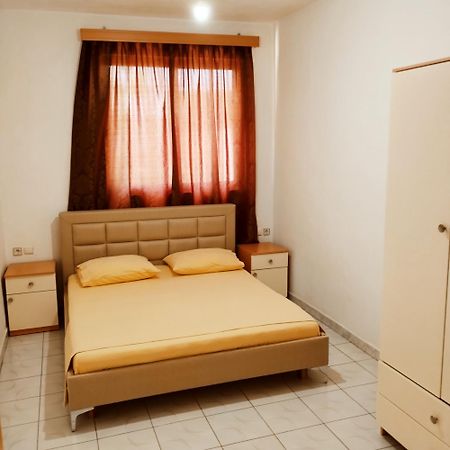 Mejdi Apartments Sarandë Zimmer foto