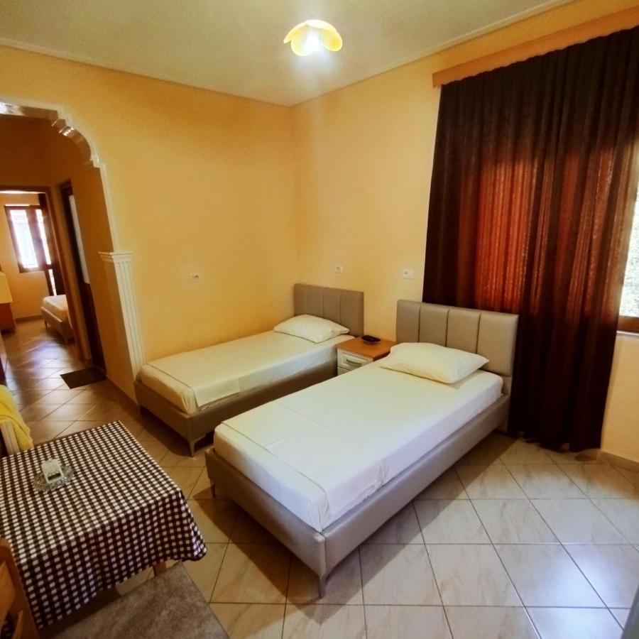 Mejdi Apartments Sarandë Zimmer foto